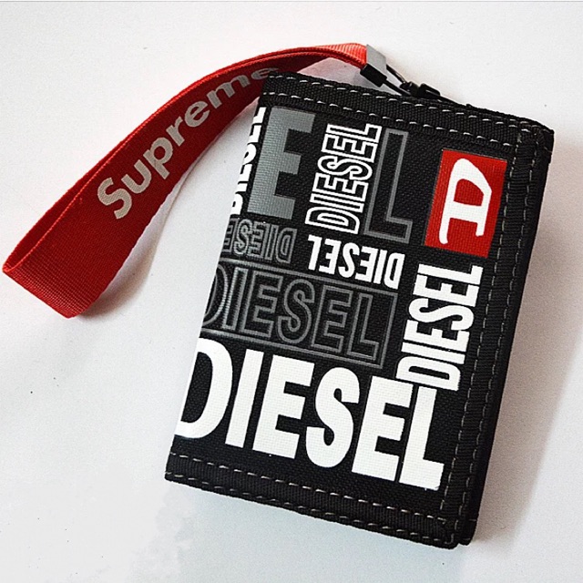 กระเป๋าสตางค์ DIESEl