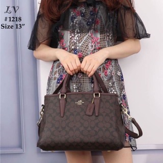 กระเป๋า Coach ขนาด 13”