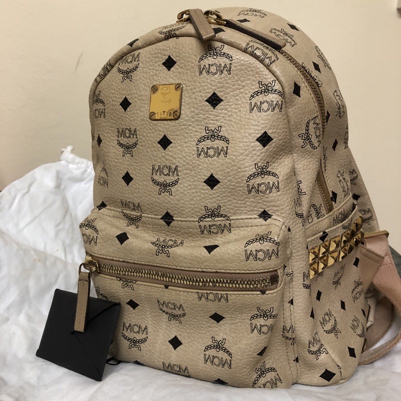 กระเป๋าเป้ MCM  ของแท้💯(มือสอง)