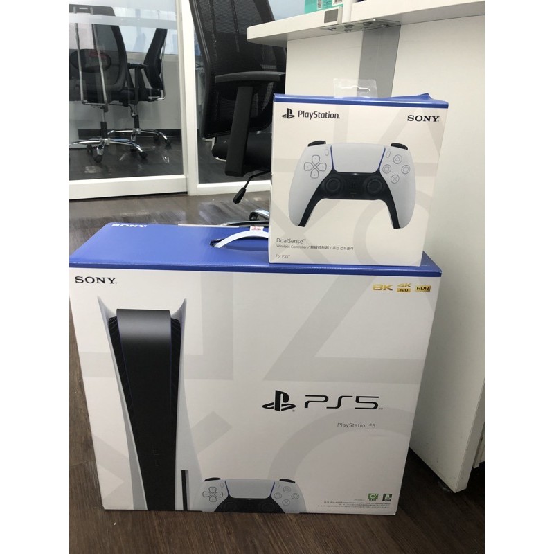[Pre-orderของเข้าวันที่ 5-6มี.ค.] [PS5] PlayStation5 รุ่น Standard edition เครื่องประกันศูนย์ไทย