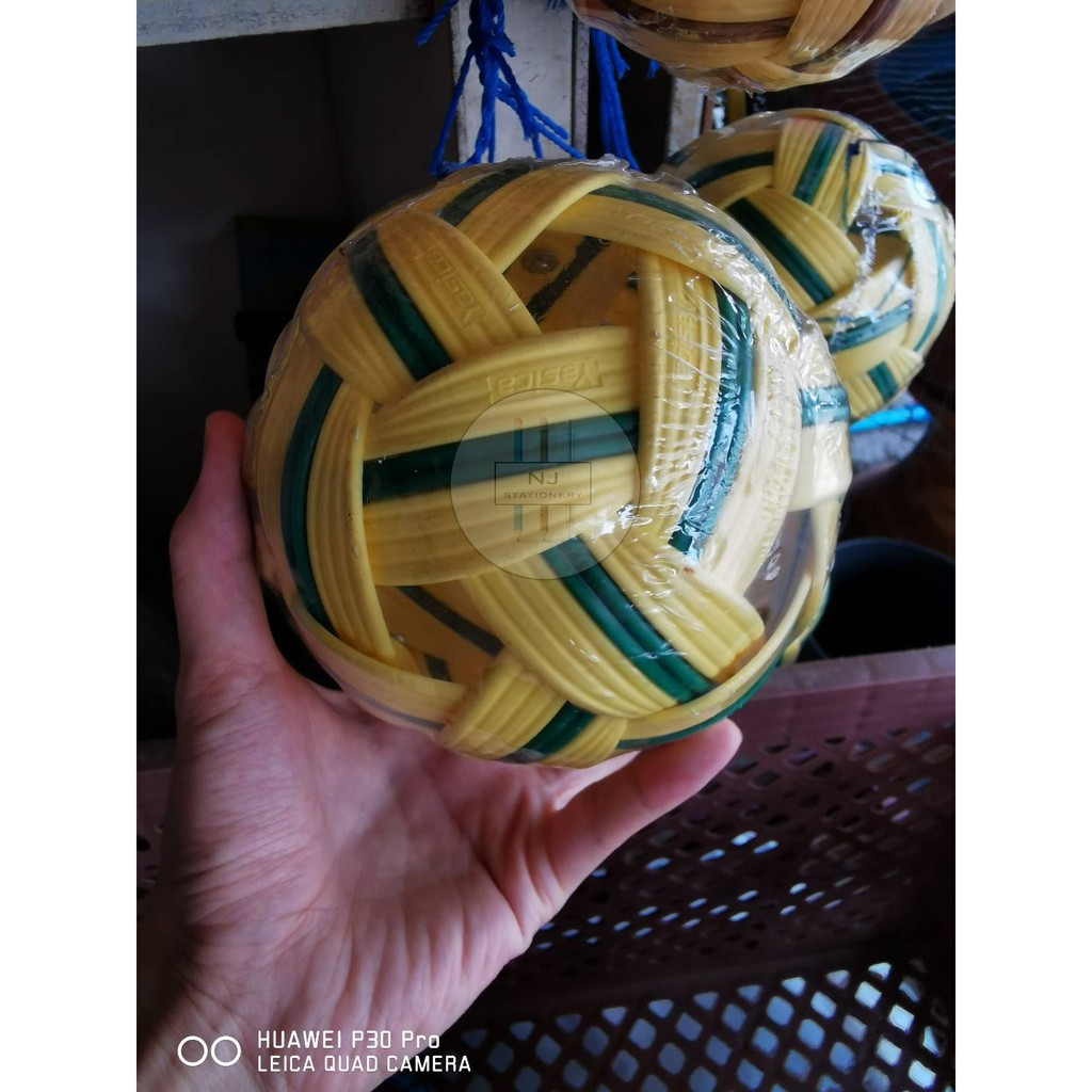 ลูกตะกร้อ ราคาถูก yasica 58บาท