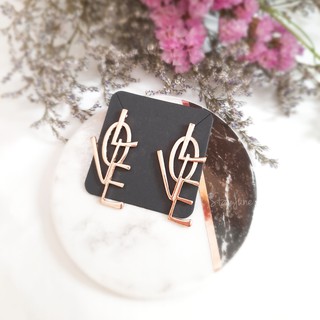 ต่างหูแฟชั่น ตัวอักษรLOVE [พร้อมส่ง]
