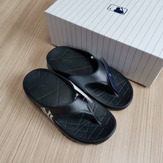 &lt;พร้อมส่ง รบกวนเช็คสินค้ากับแม่ค้าก่อนนะคะ&gt;MLB CHUNKY SLIDER FLIP-FLOP NY รองเท้าแตะ แบบคีบ 3 สี