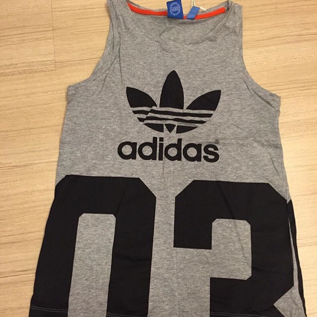 เสื้อAdidas