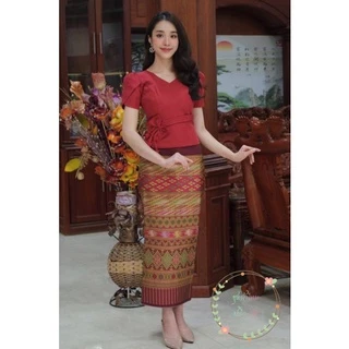 เสื้อผ้าไหมอัดผ้ากาว คอวีแต่งโบว์กุหลาบ
