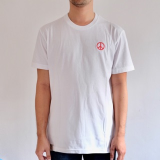 เปเปอร์วอคเกอร์ เสื้อยืดคอกลมสีขาว : Paper-Walker Peace (White)