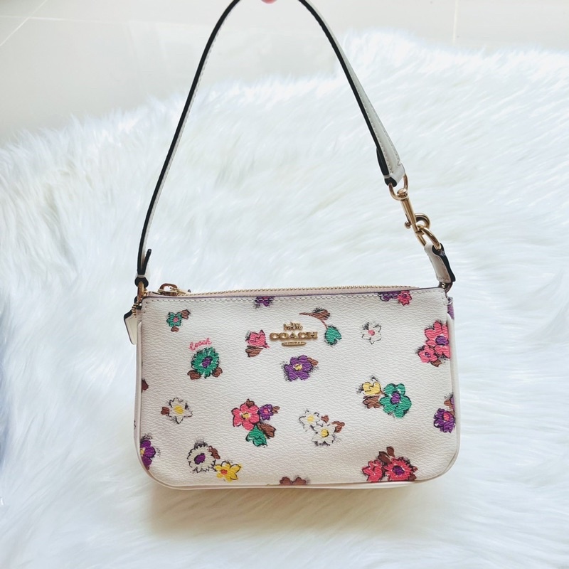 Coach Nolita 19 ลายดอกไม้ ของแท้💯🇺🇸