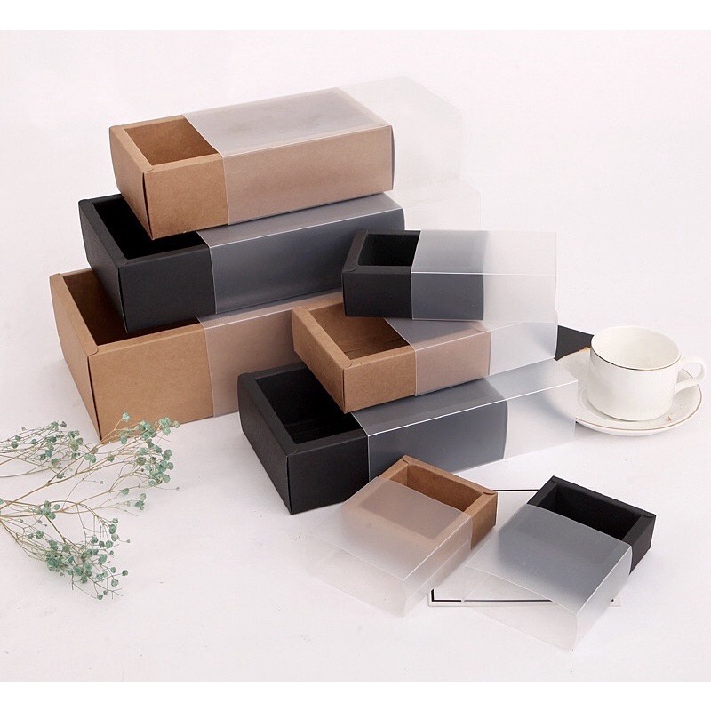 พร้อมส่ง(ขายปลีก ขั้นต่ำ3ใบ) กล่องฝาพลาสติกขุ่น แบบกระดาษ ใส่ของขวัญ ของชำร่วย ของฝาก ขนม คุกกี้