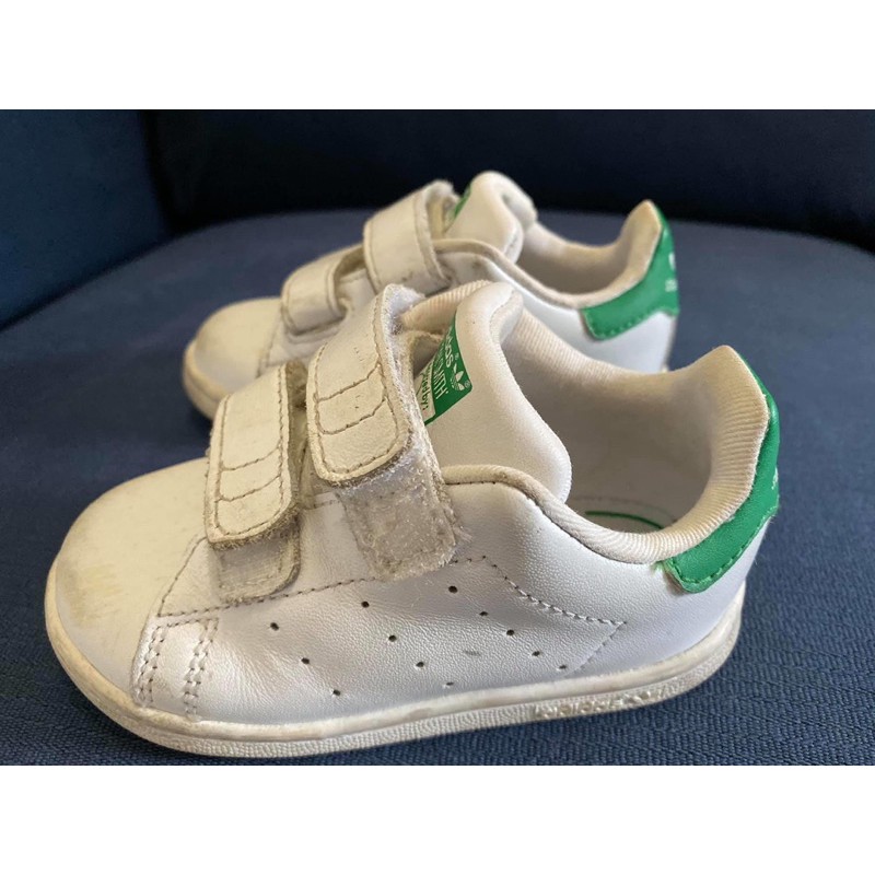 Adidas Kids Stan Smith รองเท้าเด็ก ของแท้ มือสอง size 13 cm สีขาว