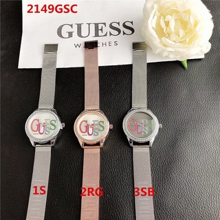 Guess นาฬิกาข้อมือควอตซ์ลําลอง สายหนัง หน้าปัดกลม ประดับเพชร สายสแตนเลส เหมาะกับของขวัญวันเกิด สําหรับผู้ชาย และผู้หญิง