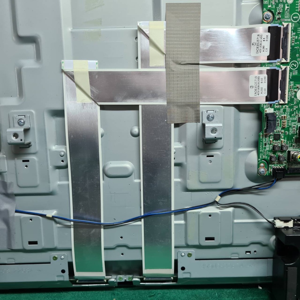 สายแพ เมนบอร์ด รุ่น 43UJ630T, 49UJ630T, 49UJ652T,43UH650T , 55UJ630T (สายแพเส้นเล็ก ด้านนอก)อะไหล่แท