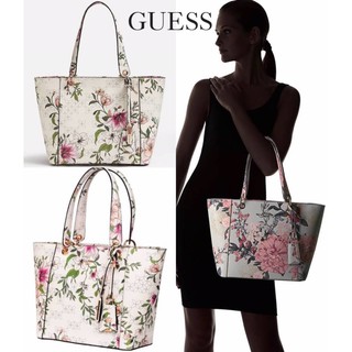 NEW! GUESS PRINTED KAMRYN FLOWERS SHOPPER BAG (SIZE L) กระเป๋าสะพายจาก GUESS FACTORY