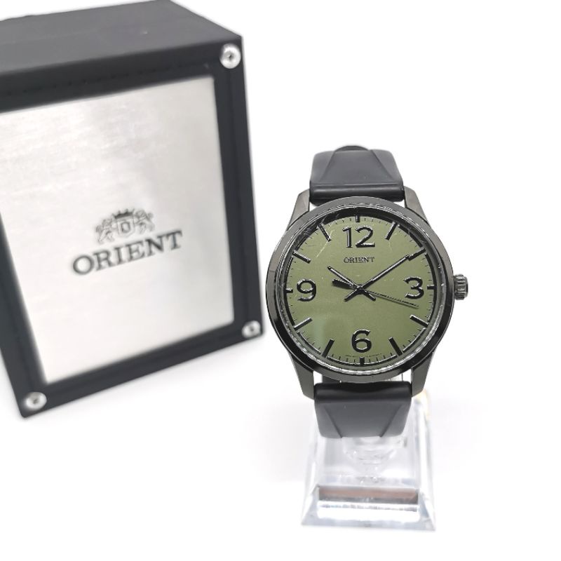 นาฬิกา Orient หน้าปัดสีเขียว สายยางสีดำ