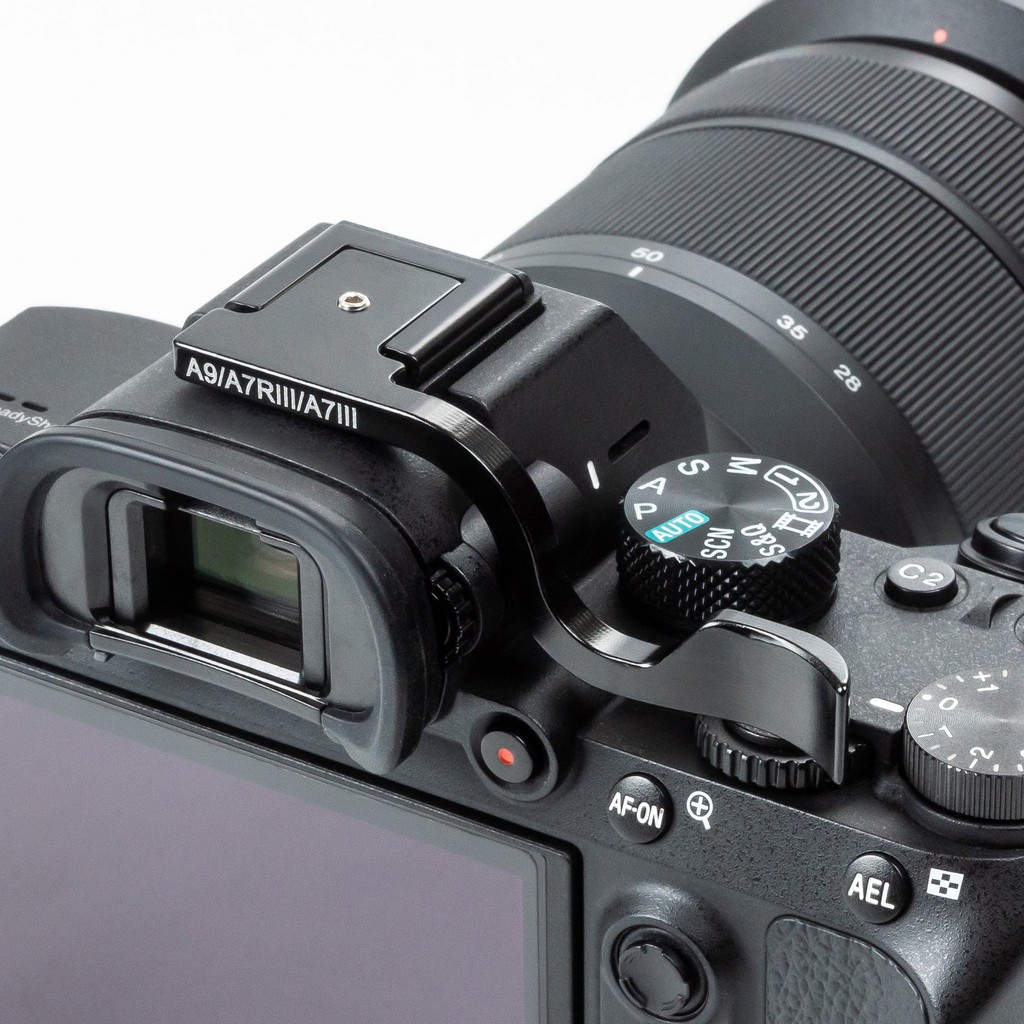 Thumbs Up Grips สำหรับใส่กล้อง SONY A7 III / A7R III / A9 ( Thumb Grip A7 Mk3 / A7R Mk3 / A7iii / A7