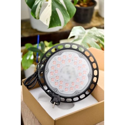 ไฟปลูกต้นไม้ ไฟปลูกผัก UFO Full spectrum Grow light 100W