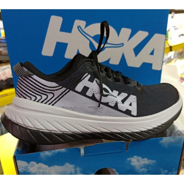 hoka one one carbon x vs nike zoom fly 3