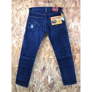 กางเกงBigbear Jeans ทรงขาเดฟ ผ้าด้านริมแดง ฟอกแต่งลาย สีไบโอเข้ม รหัสสินค้า 011012102002