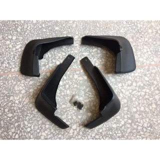 บังโคลนหน้า หลัง ALTIS 2003-2007 PVC