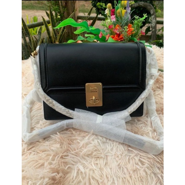 COACH Hutton Black Leather Shoulder Bag