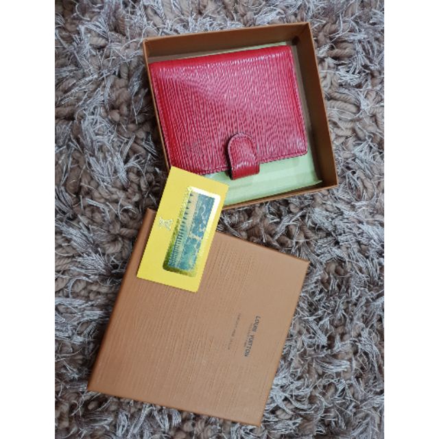 Lv card wallet