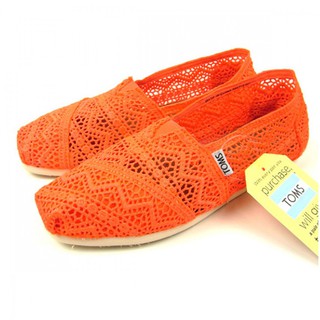 รองเท้า Toms Neon Coral Crochet (ลูกไม้สีส้ม)  แท้100% พร้อมถุงผ้ากล่อง