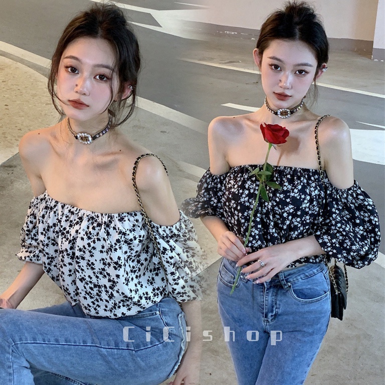 Cicishop(J231)เสื้อครอปแขนสั้นเปิดอก ลายดอกเล็ก สวยสับไม่หลับใน
