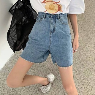 EMILY DENIM SHORT กางเกงยีนส์ขาสั้น ผ้ายีนส์ ปลายขาปล่อย