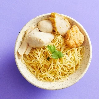 บะหมี่ไข่ล้น เส้นสด 400กรัม (ไม่ใส่สารกันบูด) Egg Noodle (Little Hen Noodle)