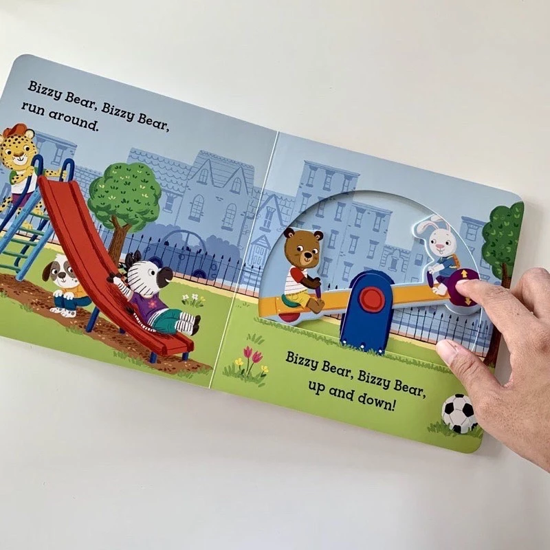 (พร้อมส่ง) Bizzy Bear และ Sing Along with Me Boardbook หนังสือนิทาน ภาษาอังกฤษ thumbnail 6