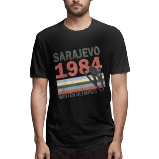 เสื้อยืด ลายเกมโอลิมปิก Sarajevo 84 1984 สีเทาเข้ม สไตล์เรโทร เหมาะกับฤดูหนาว สําหรับผู้ชาย