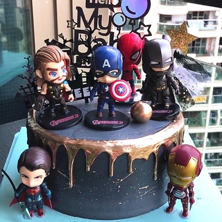 [พร้อมส่ง] ตุ๊กตา Avengers Iron Man Thor Superman Hulk กัปตันอเมริกาแบทแมน 6 ชิ้น/ชุดสําหรับตกแต่งเค้ก / เค้ก