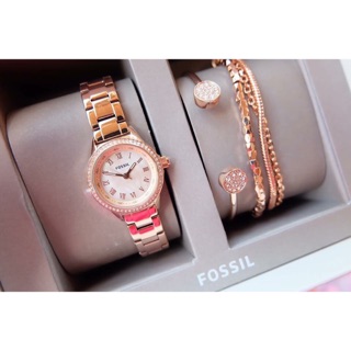 นาฬิกา Fossil Set (พร้อมกำไล)