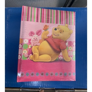 อัลบั้มใส่รูป pooh และ pooh&amp;friend และ stitch  และ classic poohขนาด4x6จำนวน200ภาพDISNEYใหม่แท้