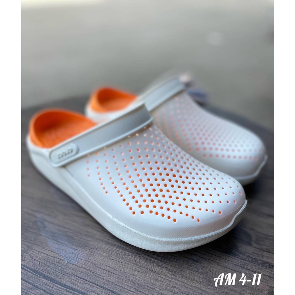 CROCS รองเท้าแตะแบบสวม Shopee Thailand