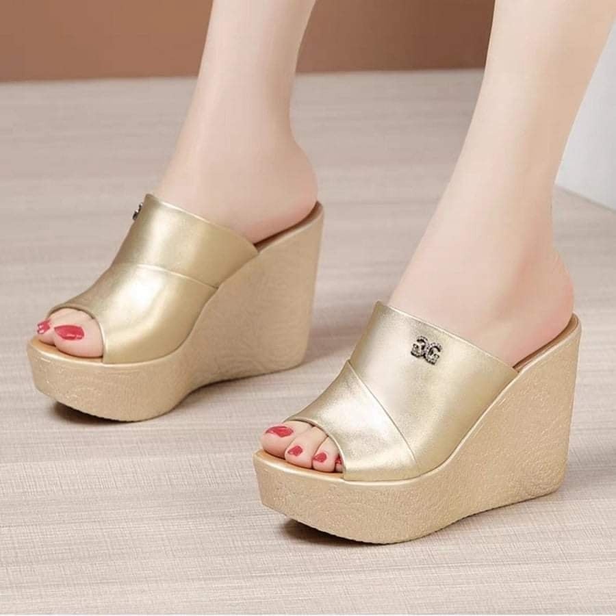 SUPER SMOOTH ACCESSORIES LEATHER CANE SLIPPERS 10P PREMIUM