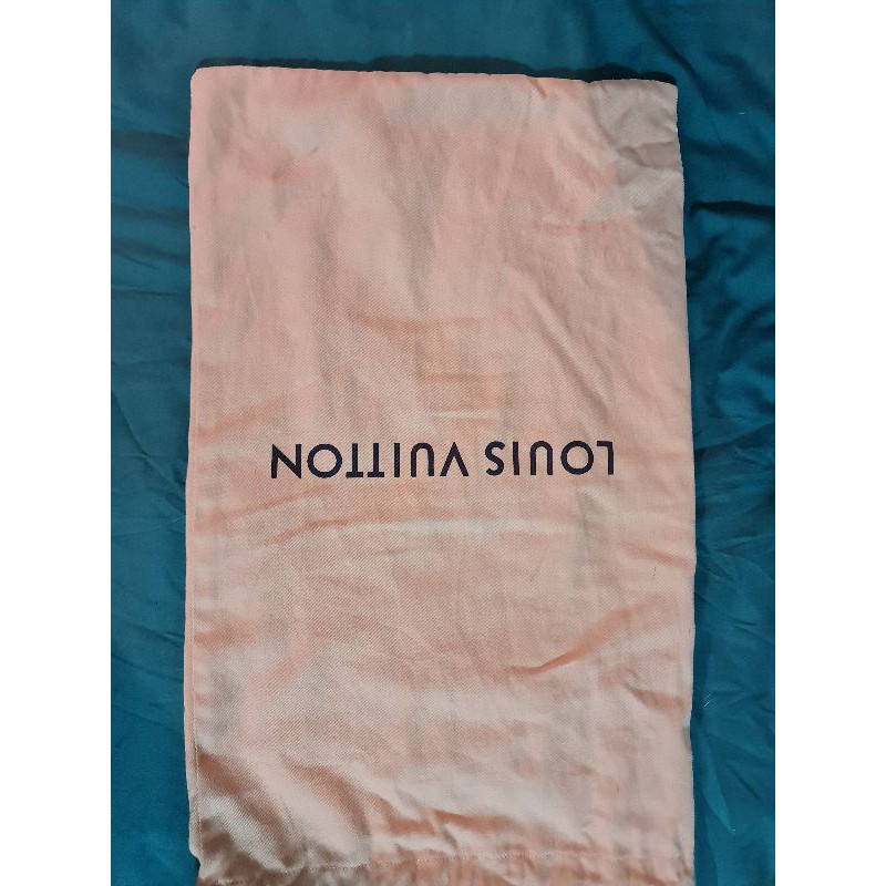 ถุงผ้า LOUIS VUITTON