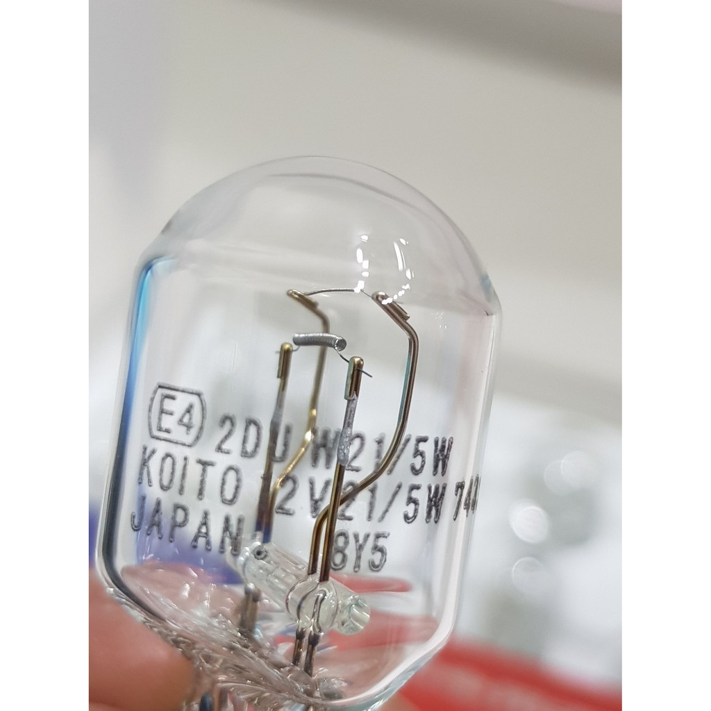 หลอดไฟเบรคไฟหรี่แบบรุ่นเสียบ  T20 - 12V21/5W   *2ไส้*แท้japan ส่งรวดเร็วปลอดภัย ส่งเร็วทันใจ ทันใช้แน่นอน