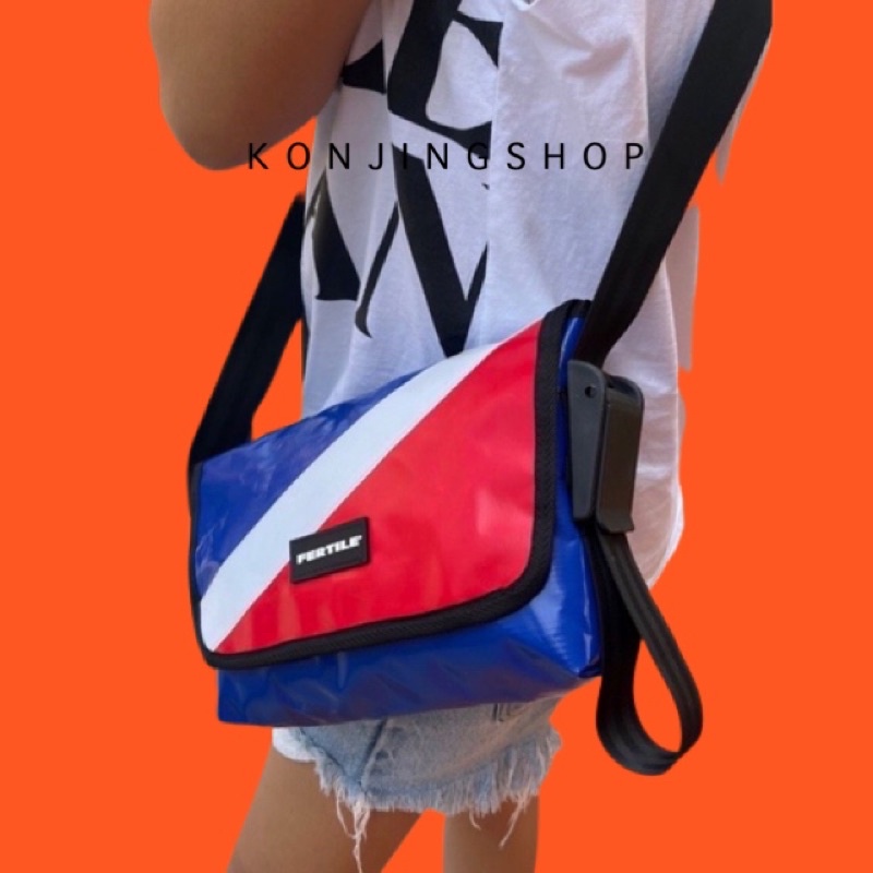 กระเป๋าผ้าใบสายเบลล์ แถมฟรีดันทรง กันน้ำ ขนาด:กว้าง4