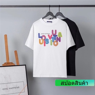 เสื้อยืดแขนสั้นลําลอง พิมพ์ลายตัวอักษร LOU สีรุ้ง สไตล์สตรีท แฟชั่นสําหรับผู้ชาย และผู้หญิง