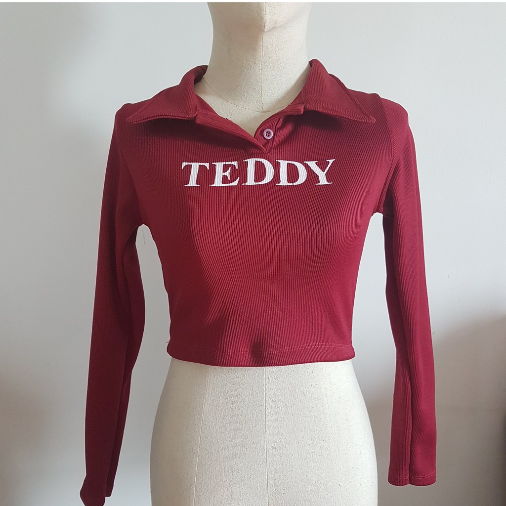 ครอปท๊อป คอปก ใส่กับยีนหรือกางเกงขาสั้นก็น่ารักจร้าาาซี Size M  ราคา 79