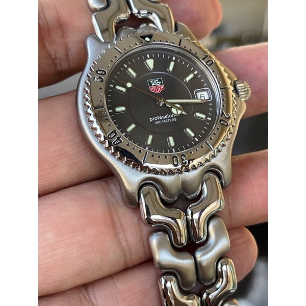 TAG Heuer SEL Red Dial WG111C Sports Elegance Link