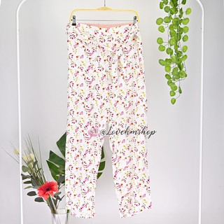 Matalan2: Matalan red floral pants กางเกงผ้าคอตตอนเนื้อดี ผ้าใส่สบาย ใม่หนามาก เอวหลังเป็นยางยืด