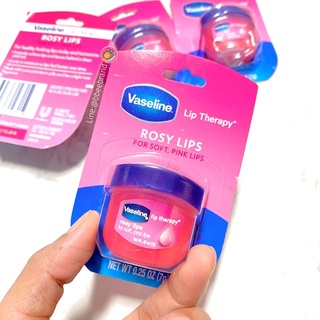 (พร้อมส่ง) Vaseline Lip Therapy 7g. Rosy Lips (สีชมพูระเรื่อ) ลิปบาล์มวาสลีนไซส์มินิ ดูแลริมฝีปากให้เนียนนุ่มชุ่มชื่น