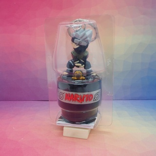 NARUTO Figure &amp; Stamp - Kakashi Hatake