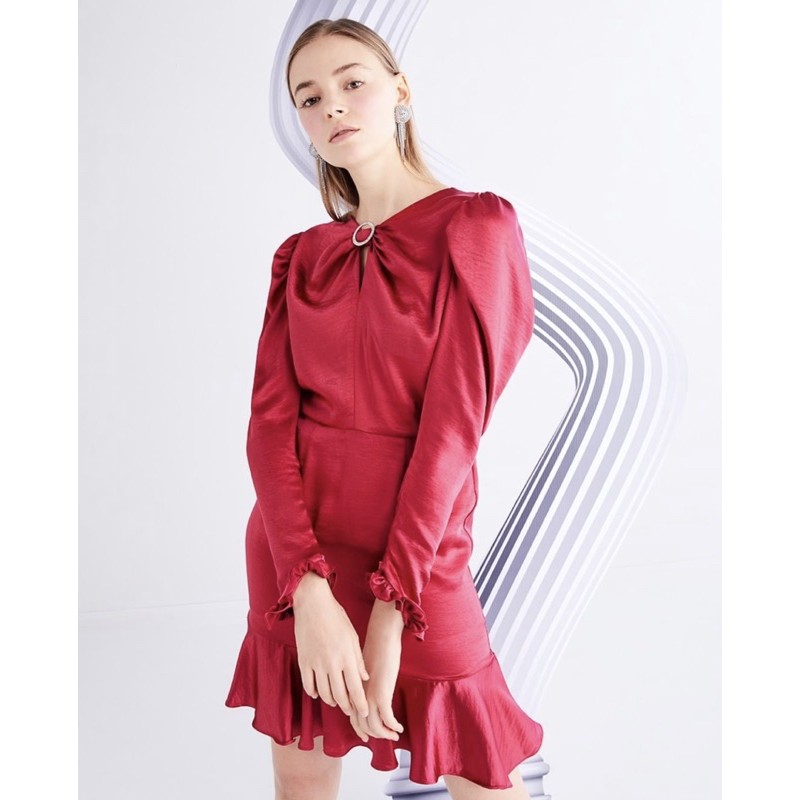 Dress  เดรส สีแดง แขนยาว Size  XS,S. Lynaround  ใหม่100% P