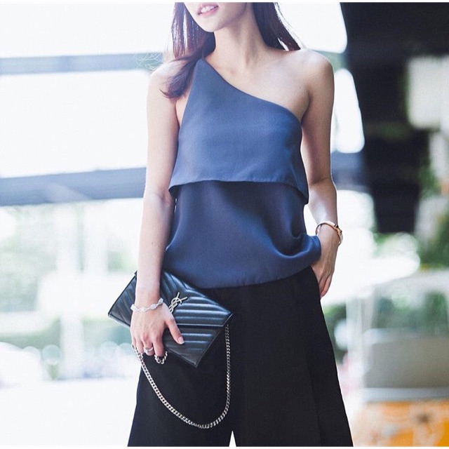 Ruffle Top From Swan Bangkok (Shop 1350฿)