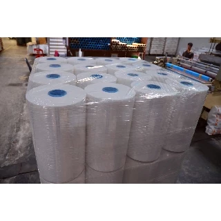 ฟิล์มยืด/ ฟิล์มพันพาเลท/ Stretch Films เกรด A หนา 20 ไมครอน กว้าง 50/120/140 ซม. ยาว 300/400 เมตร น้ำหนักเต็มทุกม้วน