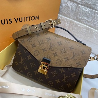 Louis  Vuitton Pochette Métis Original Grade Size25cm รับประกันความสวยเนี๊ยบ เริ่ดมาค่ะใบนี้ สะพายสวยคล่องตัว