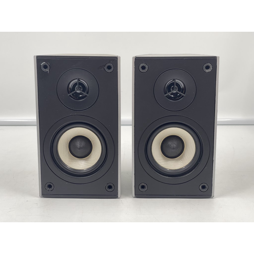 ลำโพง 1 คู่ มือสองญี่ปุ่น ONKYO HTX-11ST (206) 40W 6 โอห์ม Woofer 2.5 นิ้ว Size ตู้ 10x9.5x17CM ไม่ม