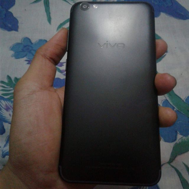 Vivo v5s black